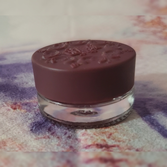 KVD Beauty Super Pomade *New* - Picture 2 of 3